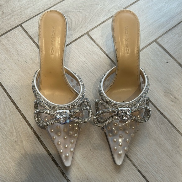 MACH & MACH Shoes - Size 39 Mach and Mach kitten heel mule